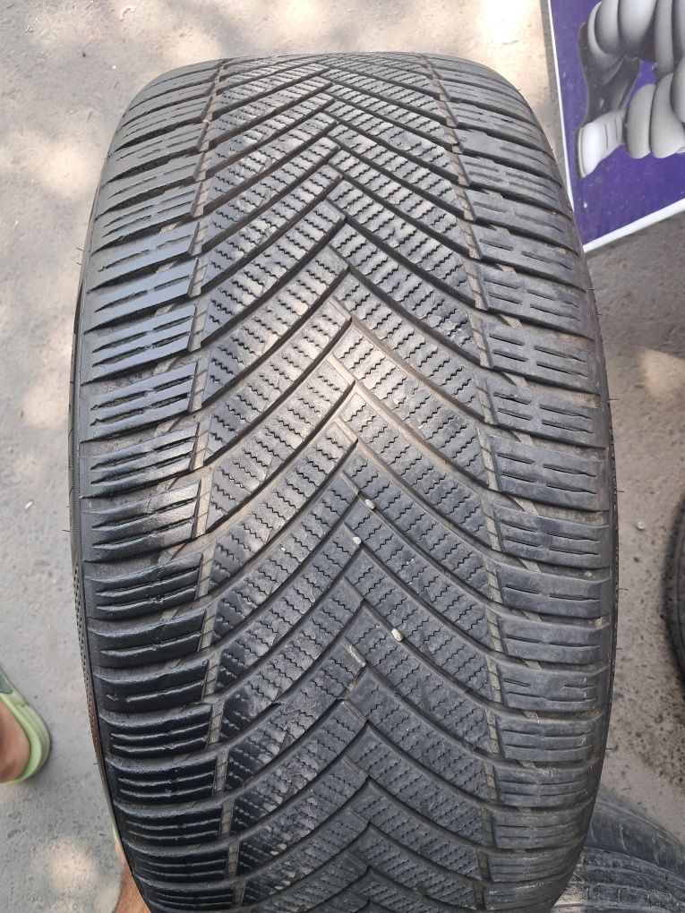 Holati ideal bulishi shu narx qilib beramiz Kia k5 dan yechilgan