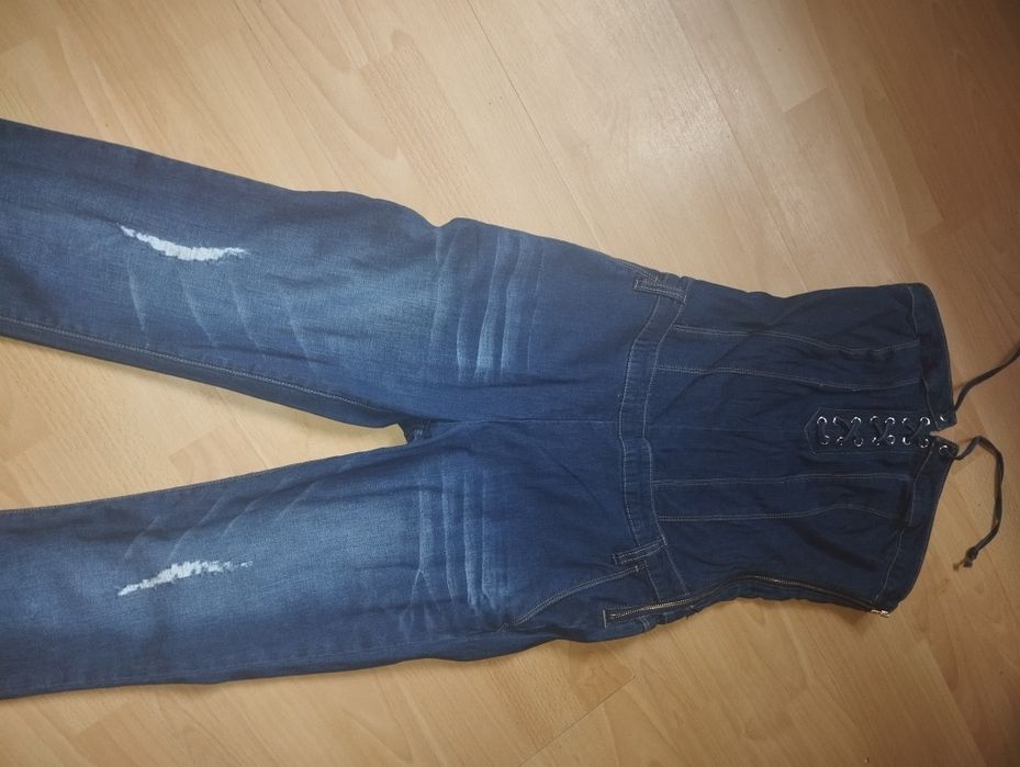 Salopetă blugi fără bretele