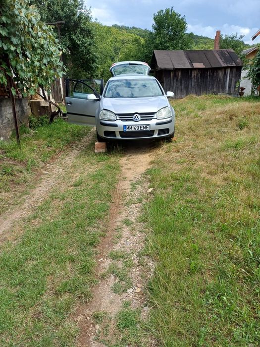 Vând VW Golf 5 benzină 1.4 din 2005