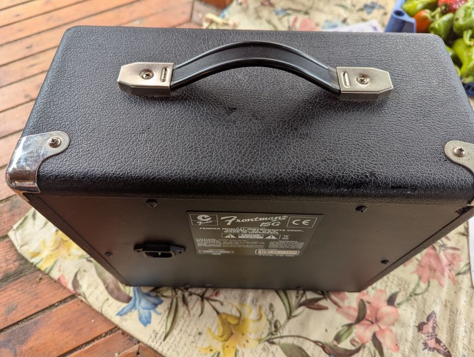 Усилвател за китара Fender - Frontman 15g