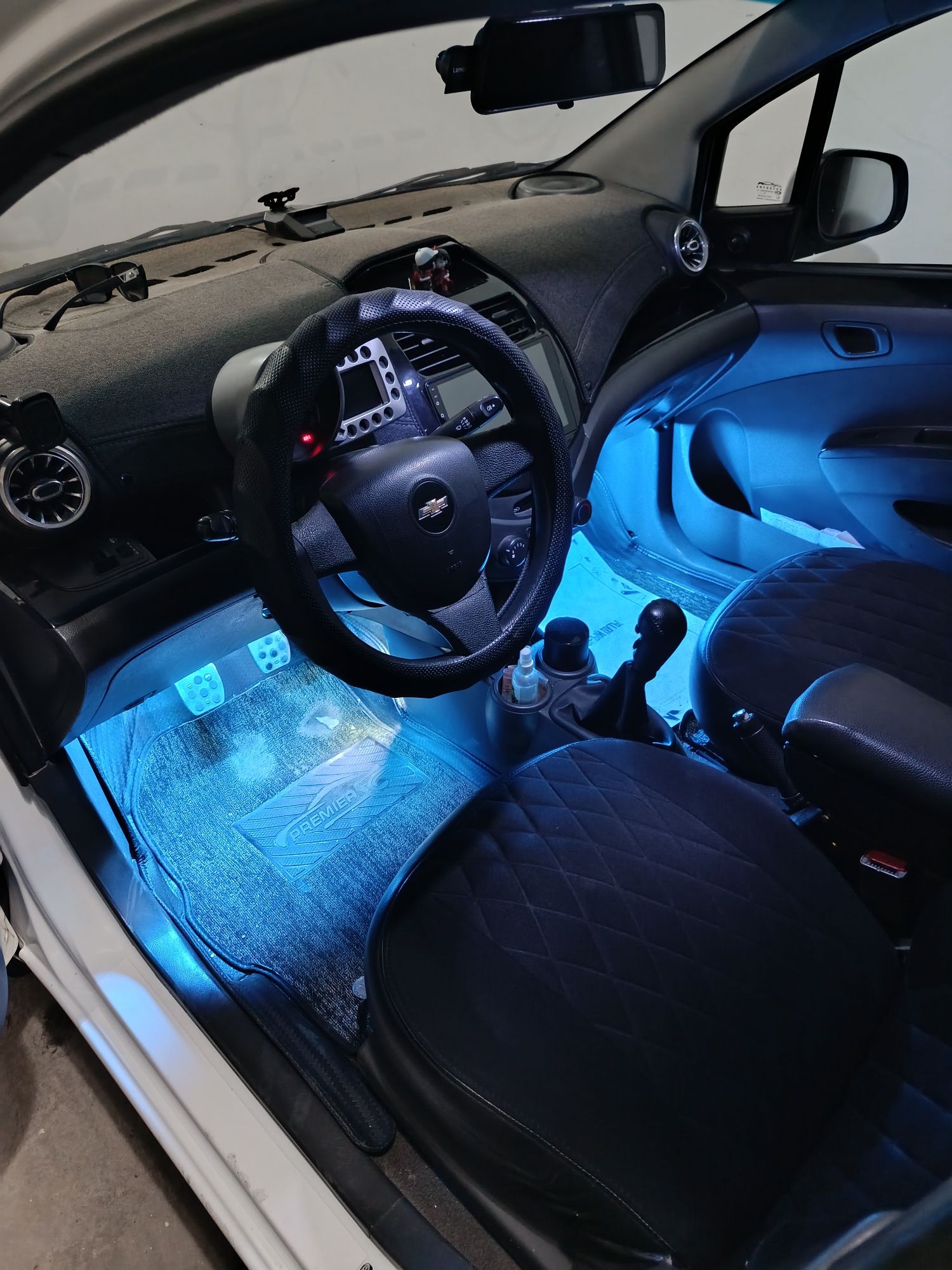 Spark sotiladi 2014 M/T 1.25 mator