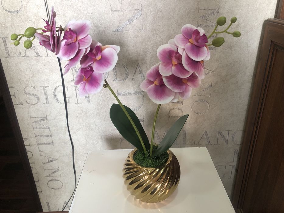 Орхидея искусственная