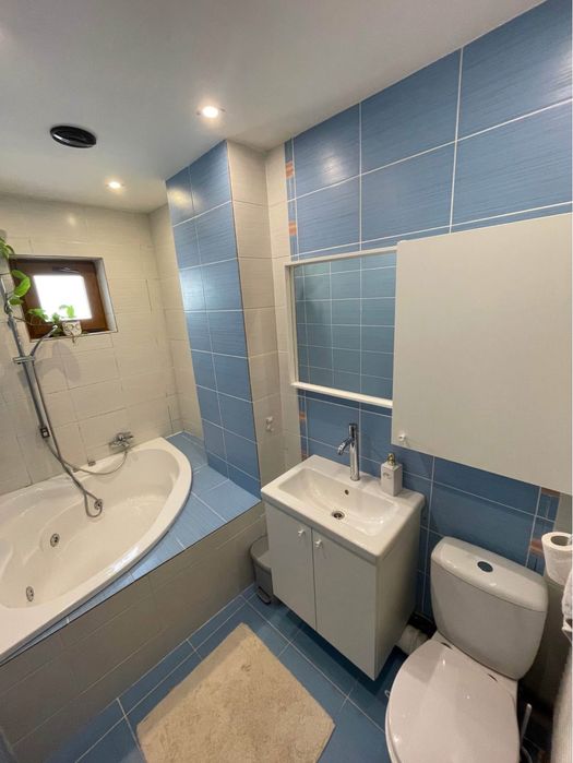 Proprietar, închiriez apartament cu 3 camere în Complexul Studențesc.