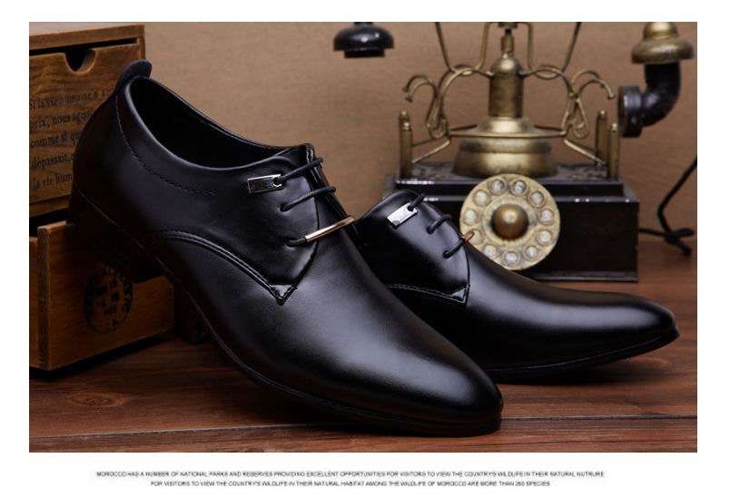 Pantofi negri size 39-40. Model bussiness pentru ocazii deosebite. Noi