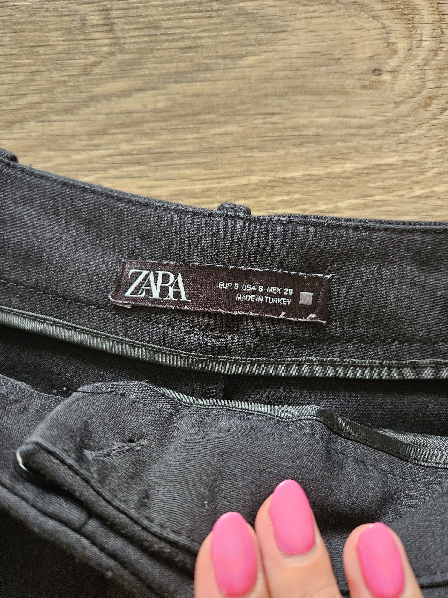 Къси панталони Zara 36