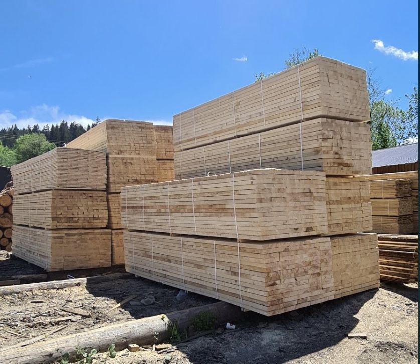 Cherestea rășinoase ,material lemnos pentru constructii
