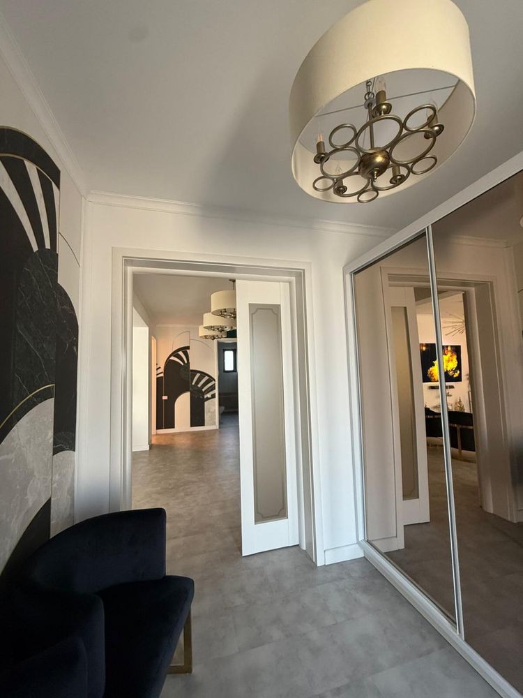 Proprietar vand casa moderna 260mp , teren 1000mp in Slatina str Oituz