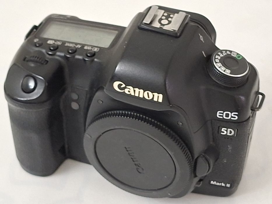 Продается фотоаппарат Canon 5D mark II