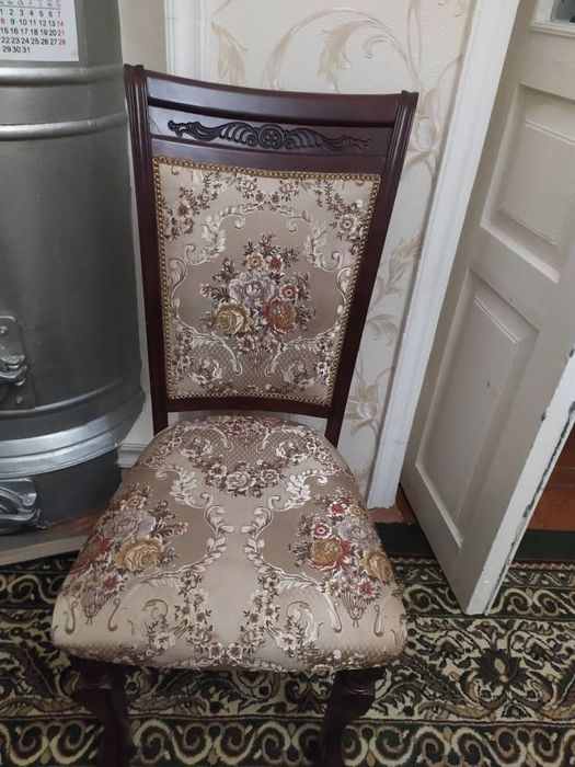 Новые стулья 6 штук