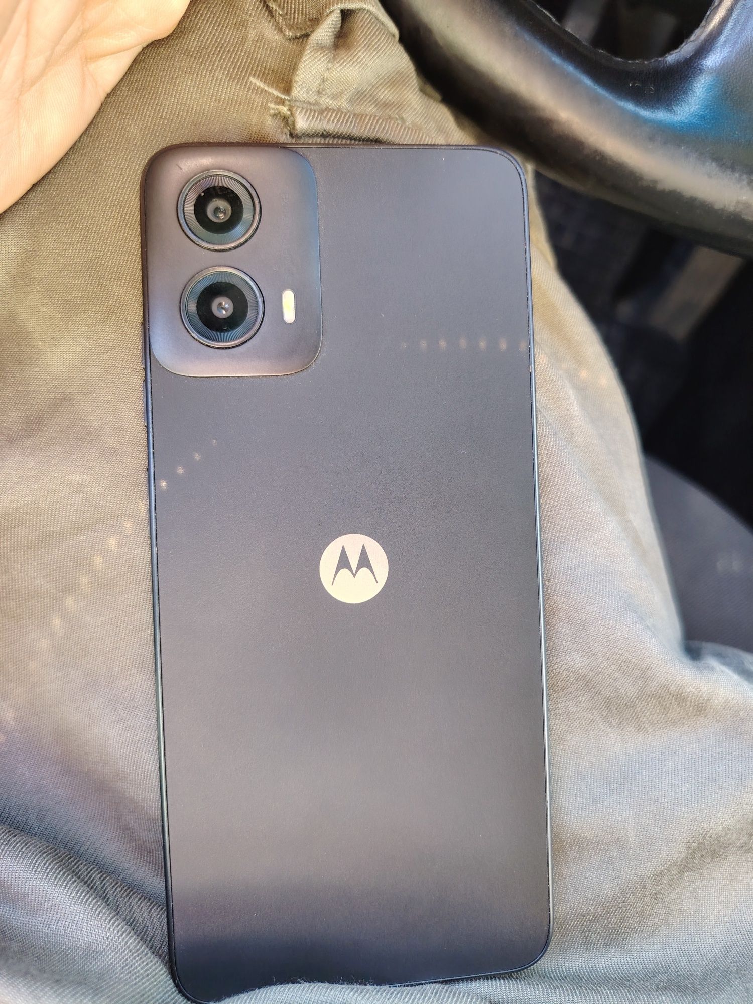 Motorola g34 с валидна гаранция още 2г