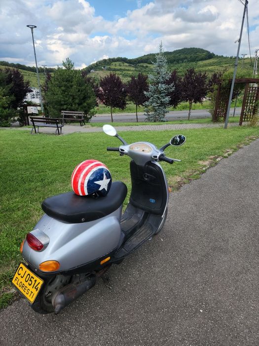 Scuter Piaggio vespa et2