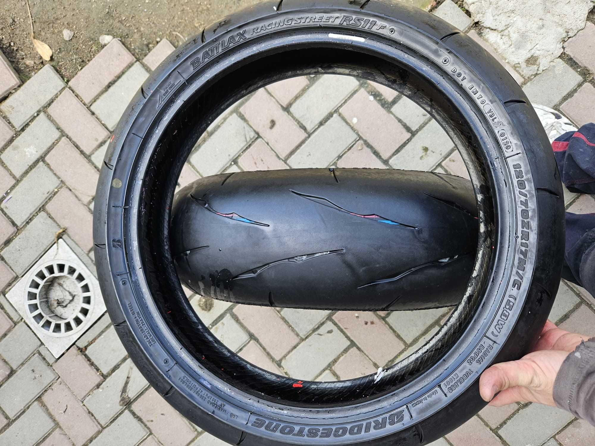Set 200/55/r17 & 120/70/R17  Bridgestone RacingStreet RS11