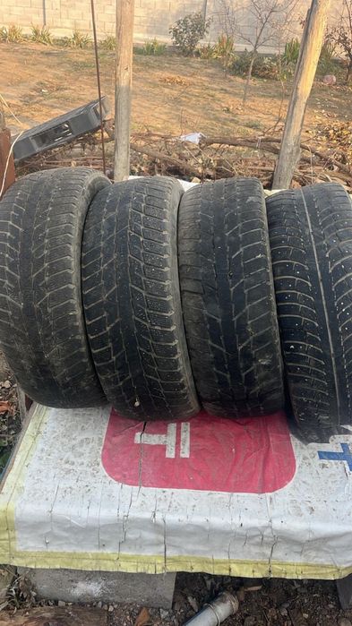 Шины 215/60R16 б/у