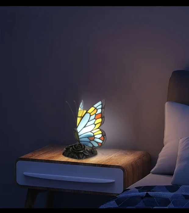 Лампа в стил Тифани