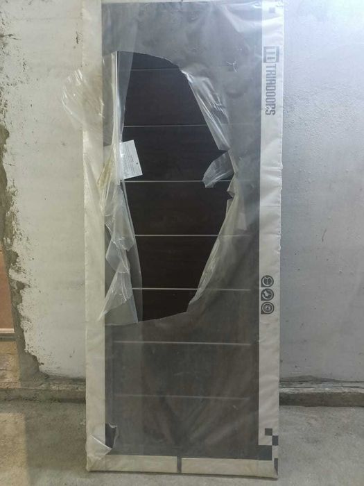 Дверь новый сатылады