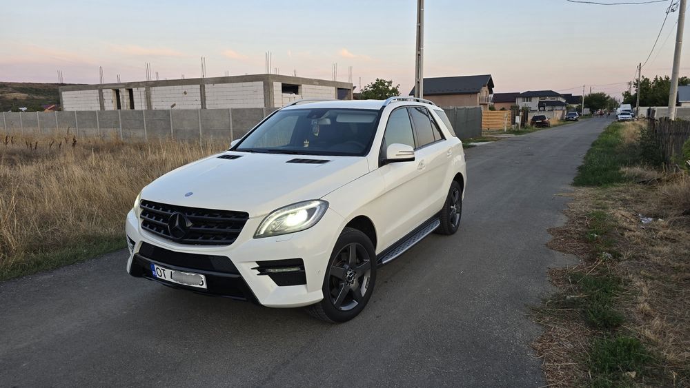 Vând Mercedes ML 350D