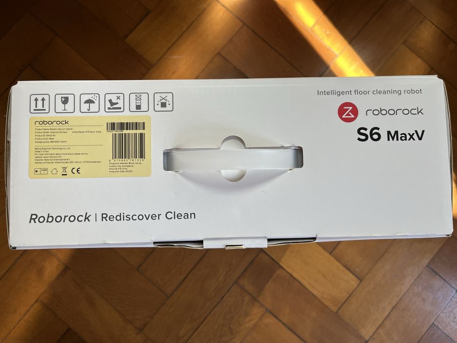 Robot Roborock S6 MaxV ReactiveAI Navigatie LiDAR Mop WiFi Negru