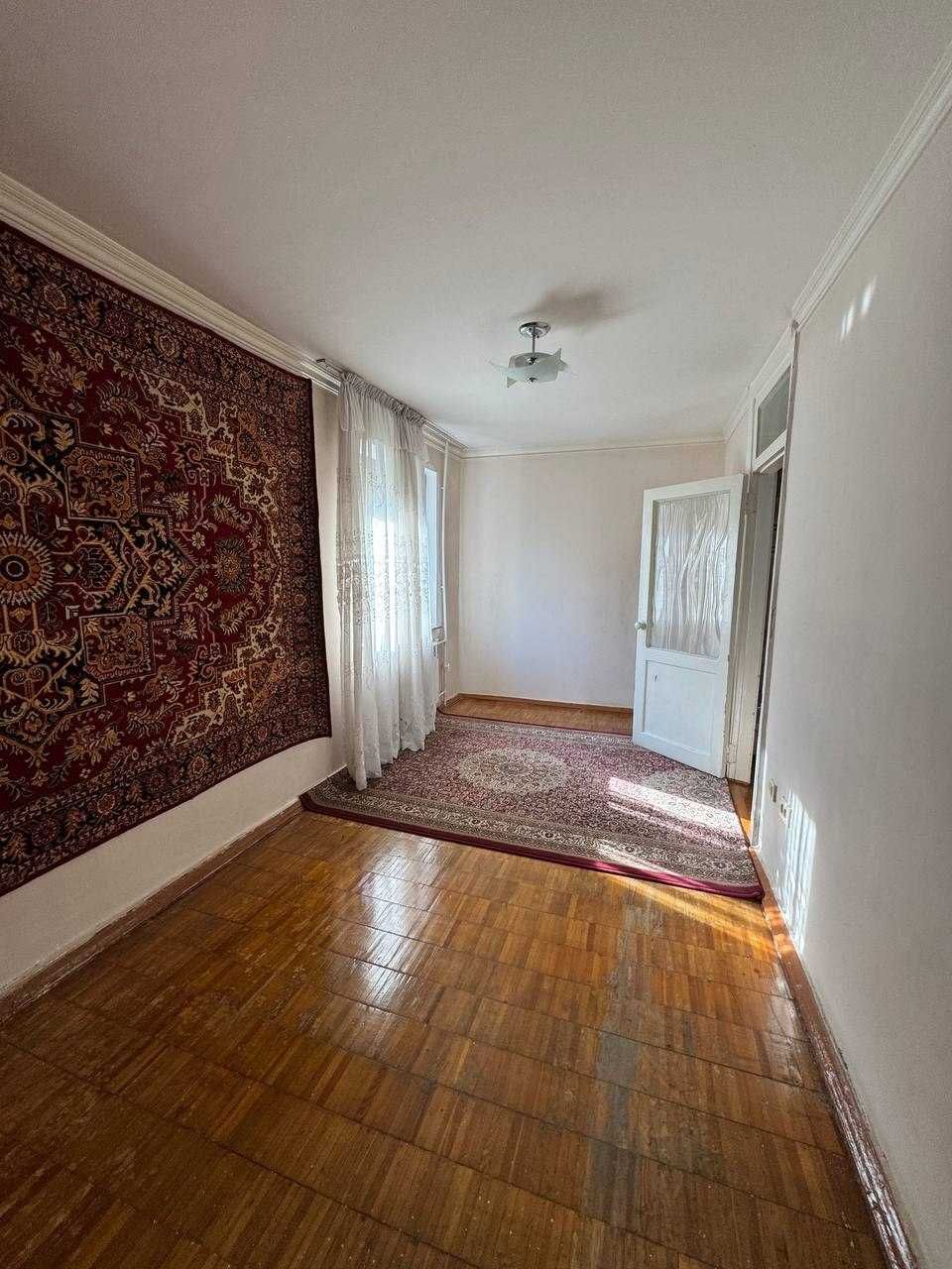 2х комнатная квартира на 3 этаже, Партсъезд