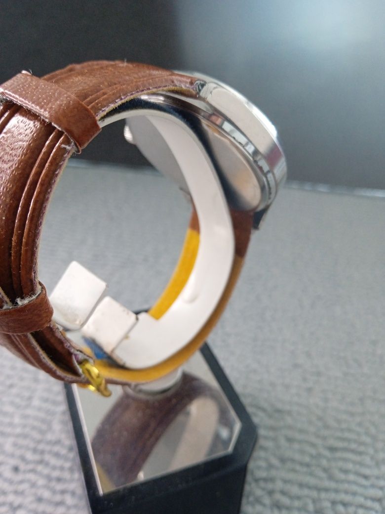 Ръчен часовник CASIO