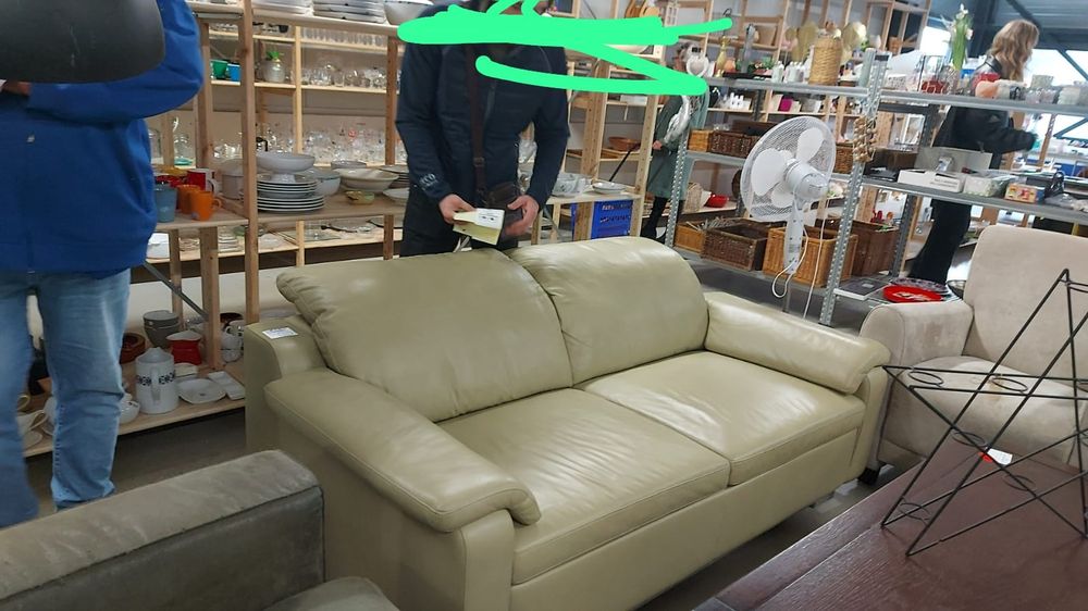 Canapea piele, mese, trans gratuit in Bucuresti adusa Olanda