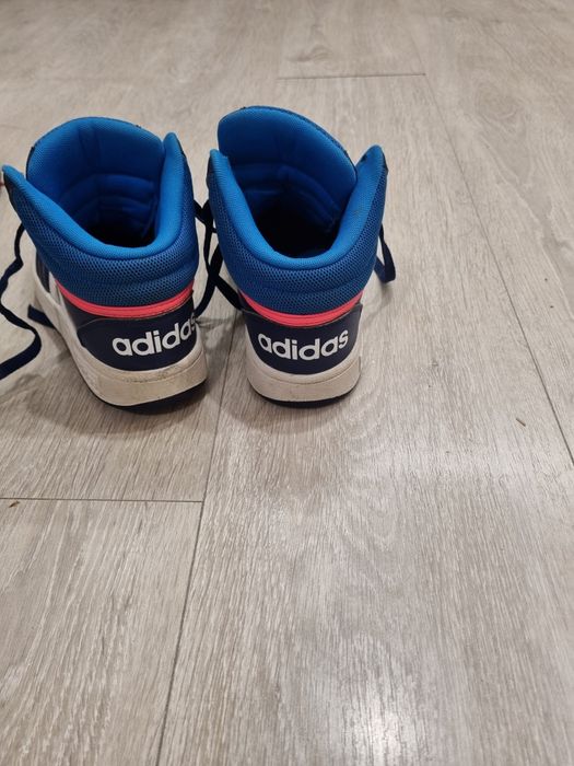 Papuci Adidas Hoops Mid