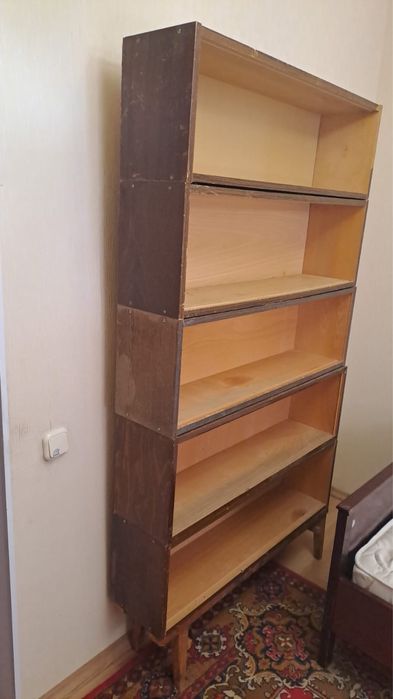 Книжные полки Книжная полка