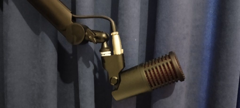 Динамический XLR микрофон sE Electronics Dynacaster U