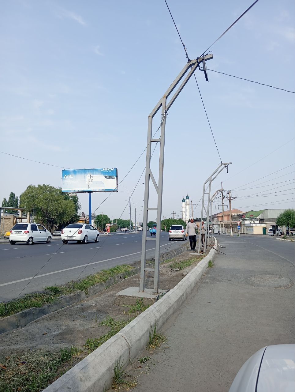 Stoyka qalin profildan yasalgan 7ta bor