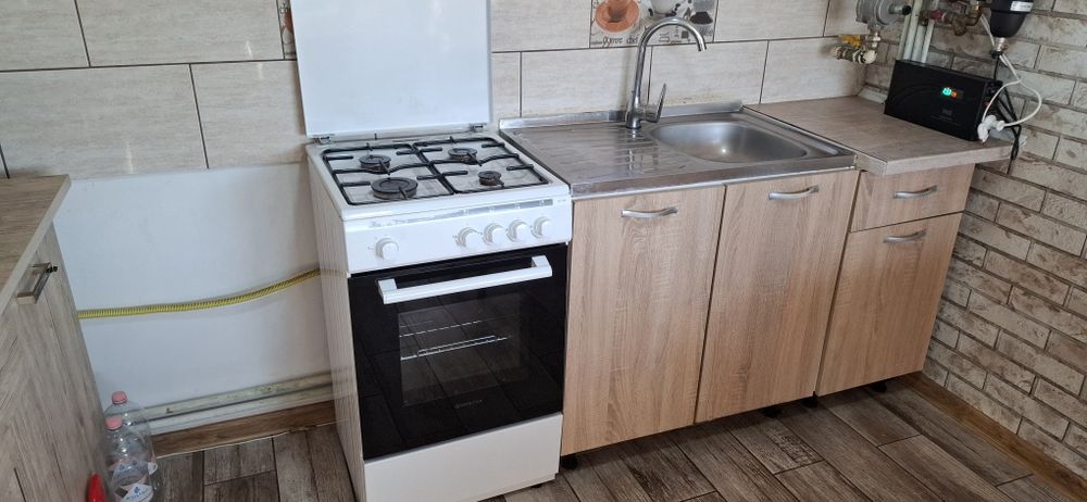 Vând corpuri bucătărie