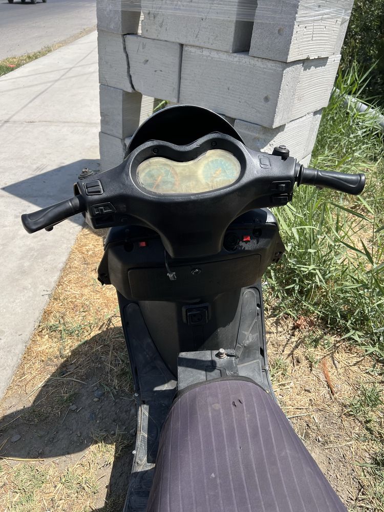 Skuter 150 kub sotiladi