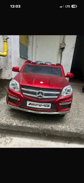 Masina electrica Mercedes