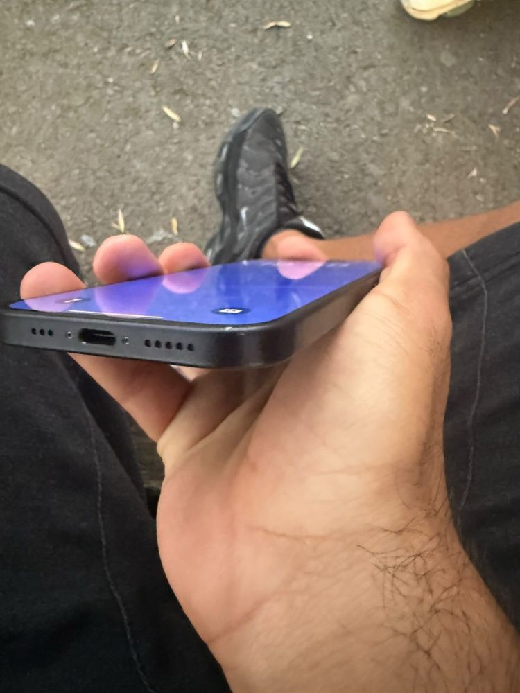 Iphone 15 чисто нов