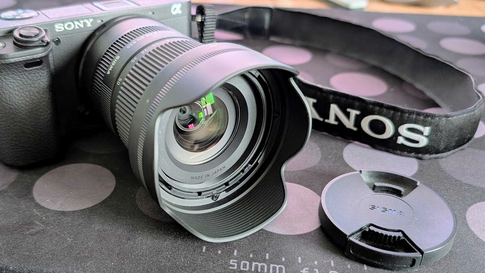 Sony 6400 и объектив Sigma 18-50mm f2.8