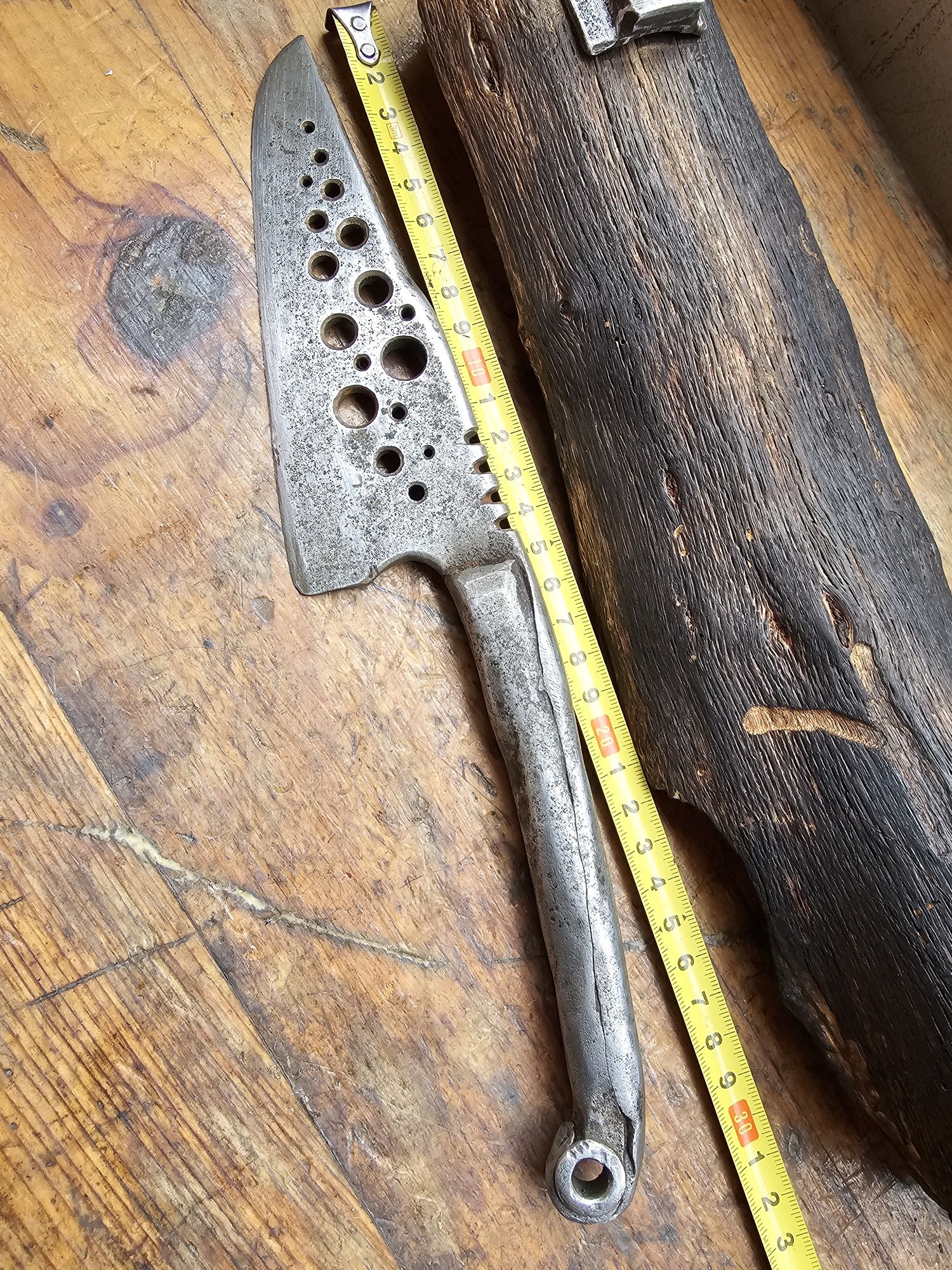 Стар кован нож ръчна изработка