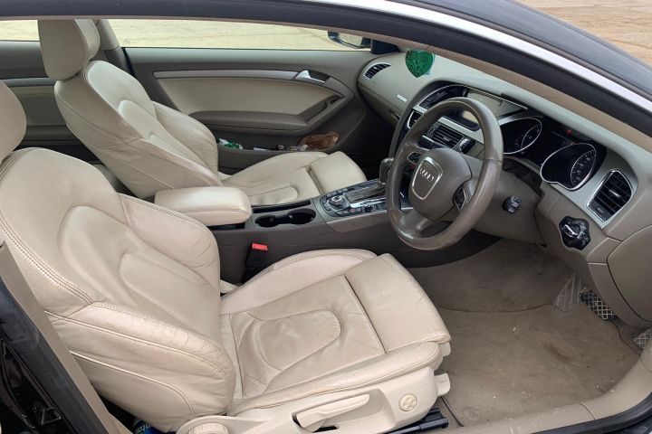 Oala portbagaj Audi A5 8T [2007 - 2011] Coupe