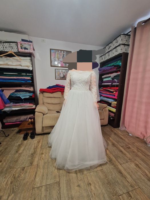 Vand rochie de mireasa mărimea xl