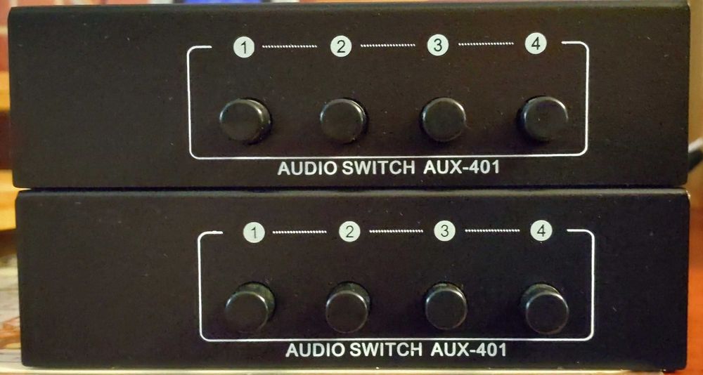 Set două selectoare audio AUX-401, noi