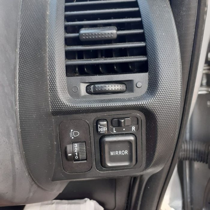 Dezmembrari  Honda JAZZ 2 (GD)  2002  > 2008 1.3 Benzina