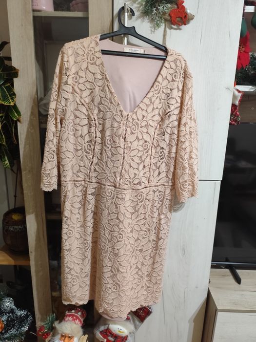 Официална рокля, макси размер