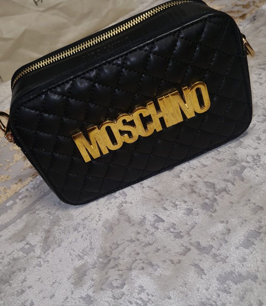 Geanta Moschino model Nou Superb