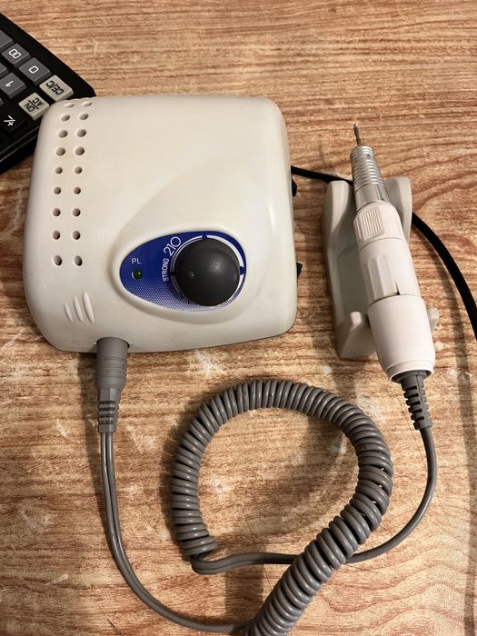 Аппарат для маникюра Strong 210