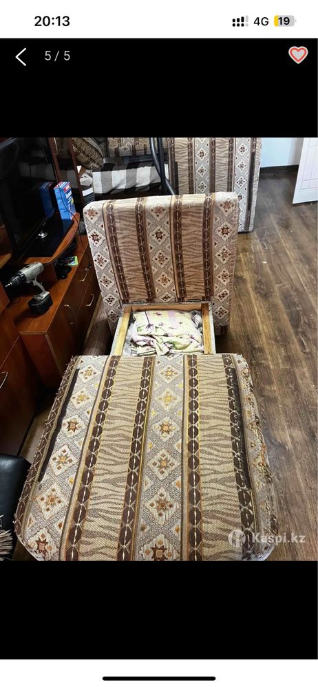 Продам диван и кресла