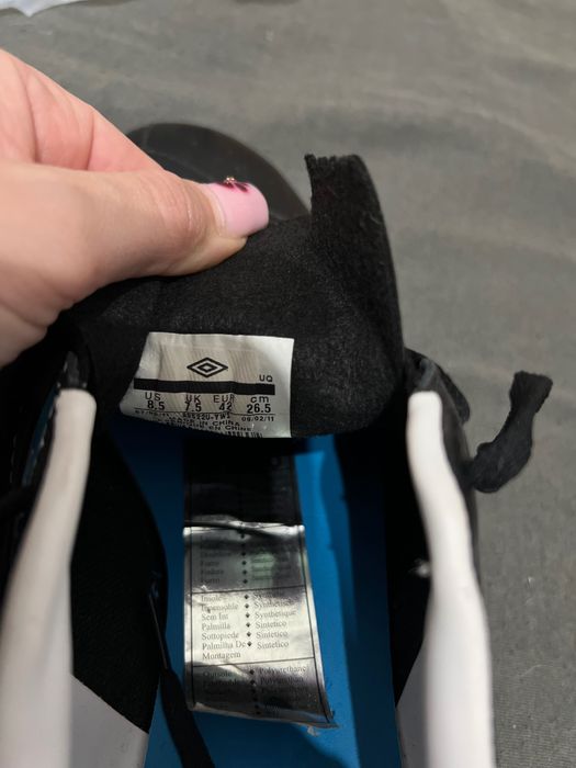 Нови бутонки Umbro