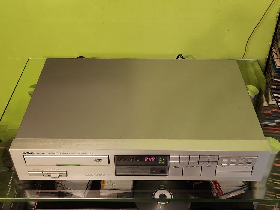 yamaha CD 2 cd player