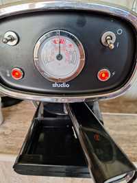 Кафе     машина  с термометър