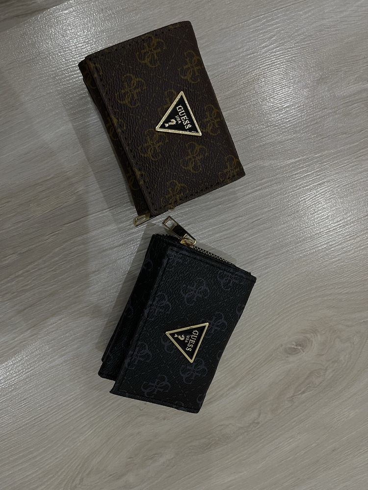Портмоне на Guess
