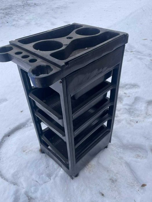 Помощник парикмахера