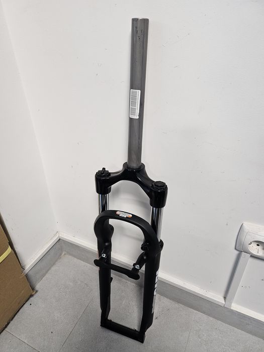 Furca cu suspensie RST Capa 27.5"