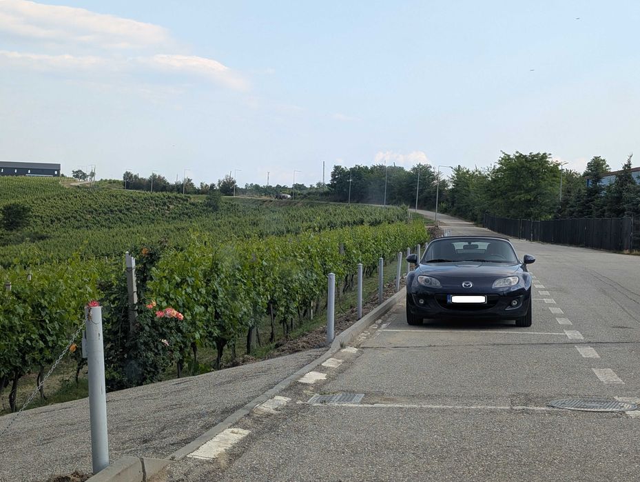 Vand Mazda MX5 NC2, an 2011, motor 1.8, in stare excelenta