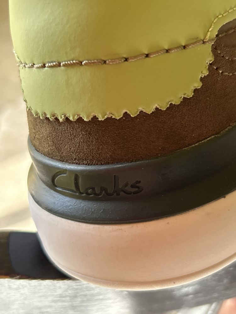 Спoртни нови, неообувани обувки Clarks -сега за 140 лв.